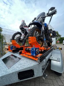 aanhanger voor motoren huren